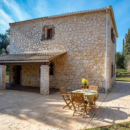 Vintage Villa *